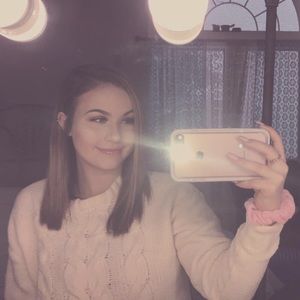 Meet your Posher, Savannah